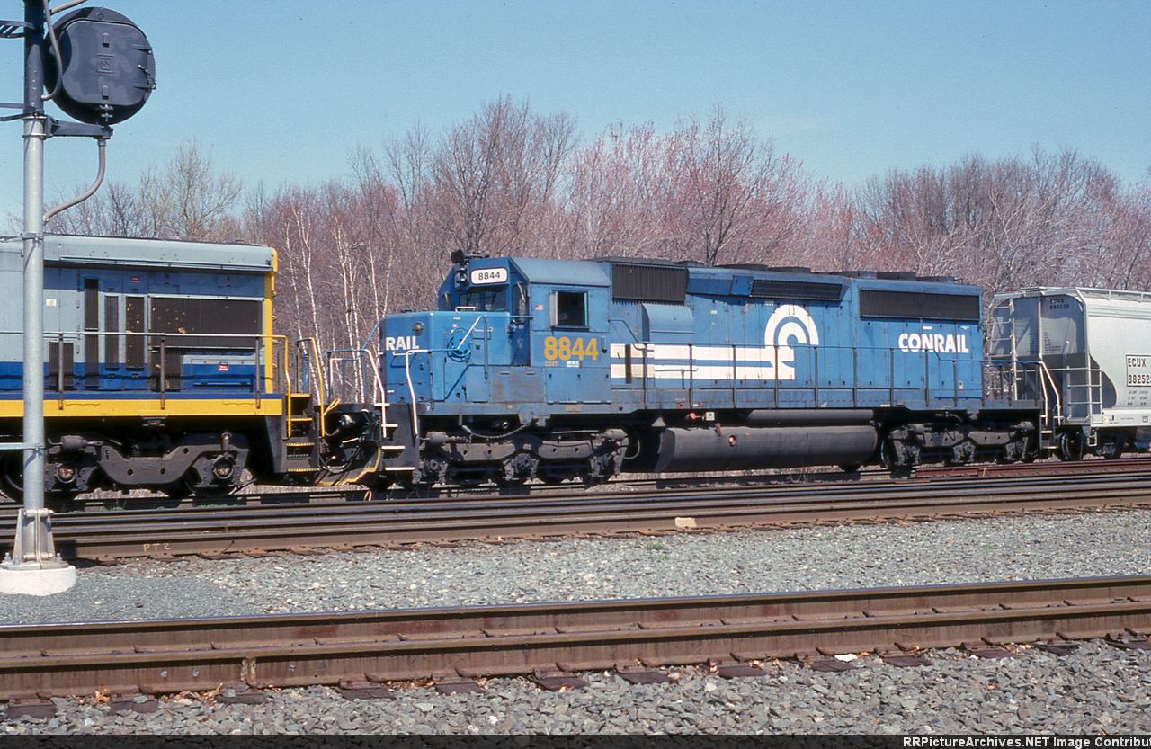 CSX 8844